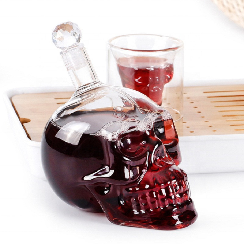 Creativo testa di teschio Deca - Wine Vodka Beer recensione e prezzo